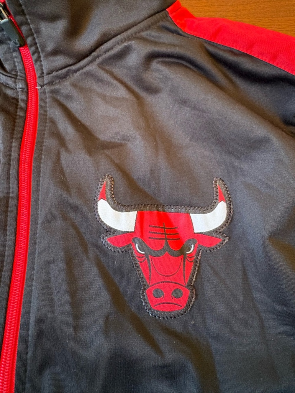 NBA Black Jacket with Red & Blue Logo Accents Size Large - Picture 2 of 5